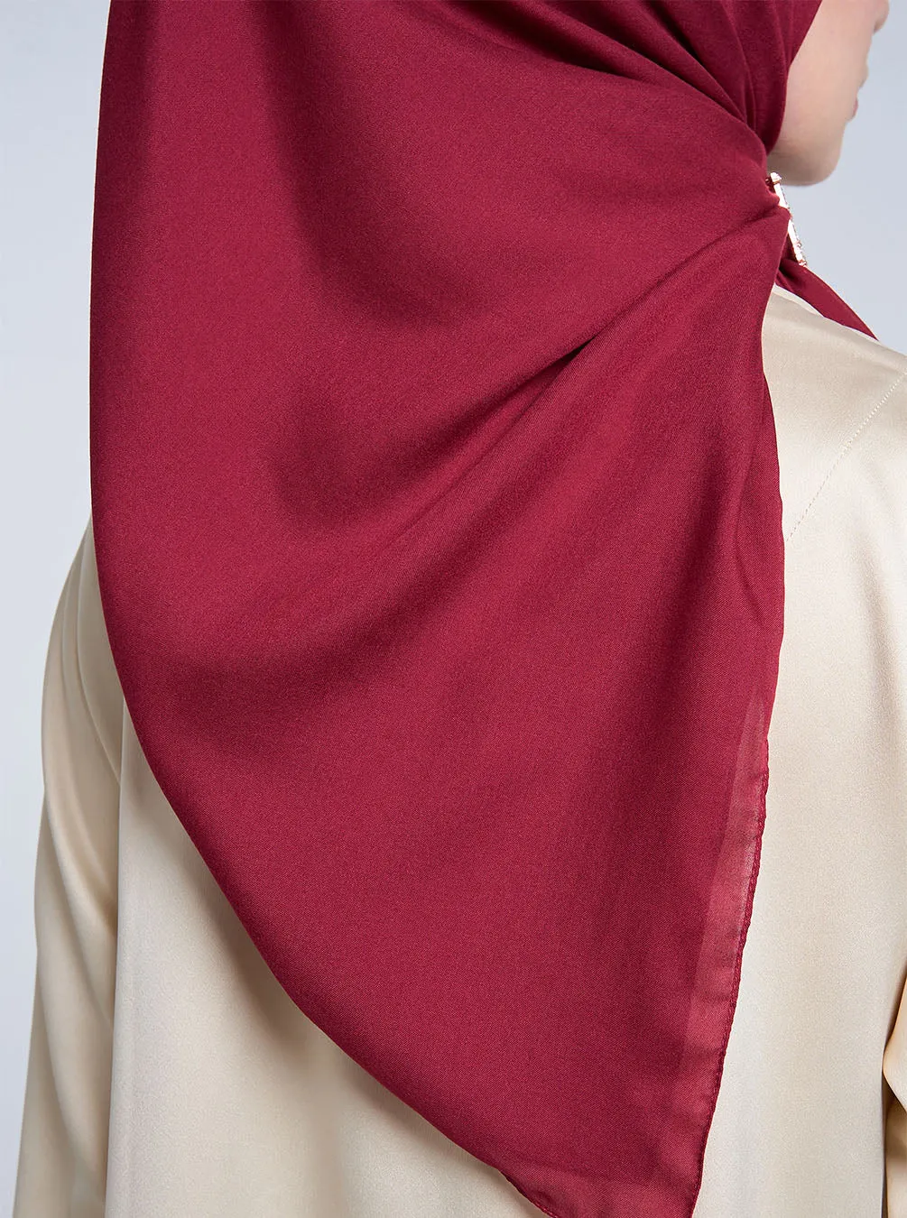 AIRY VOILE SCARF PLAIN RED CHERRY