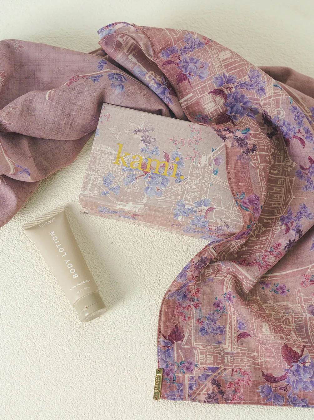 BUNDLING BAMED X ORVA LONDON SIGNATURE SCARF TRUFFLE