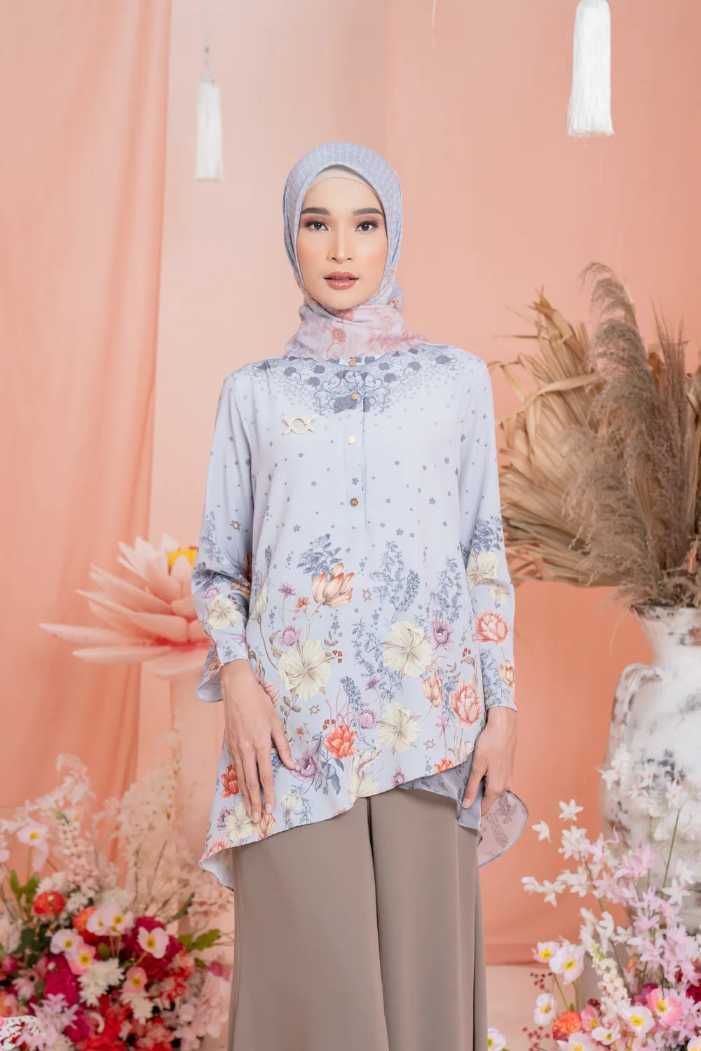 Dayana Blouse & Scarf Syar’i Set Blooming Silver