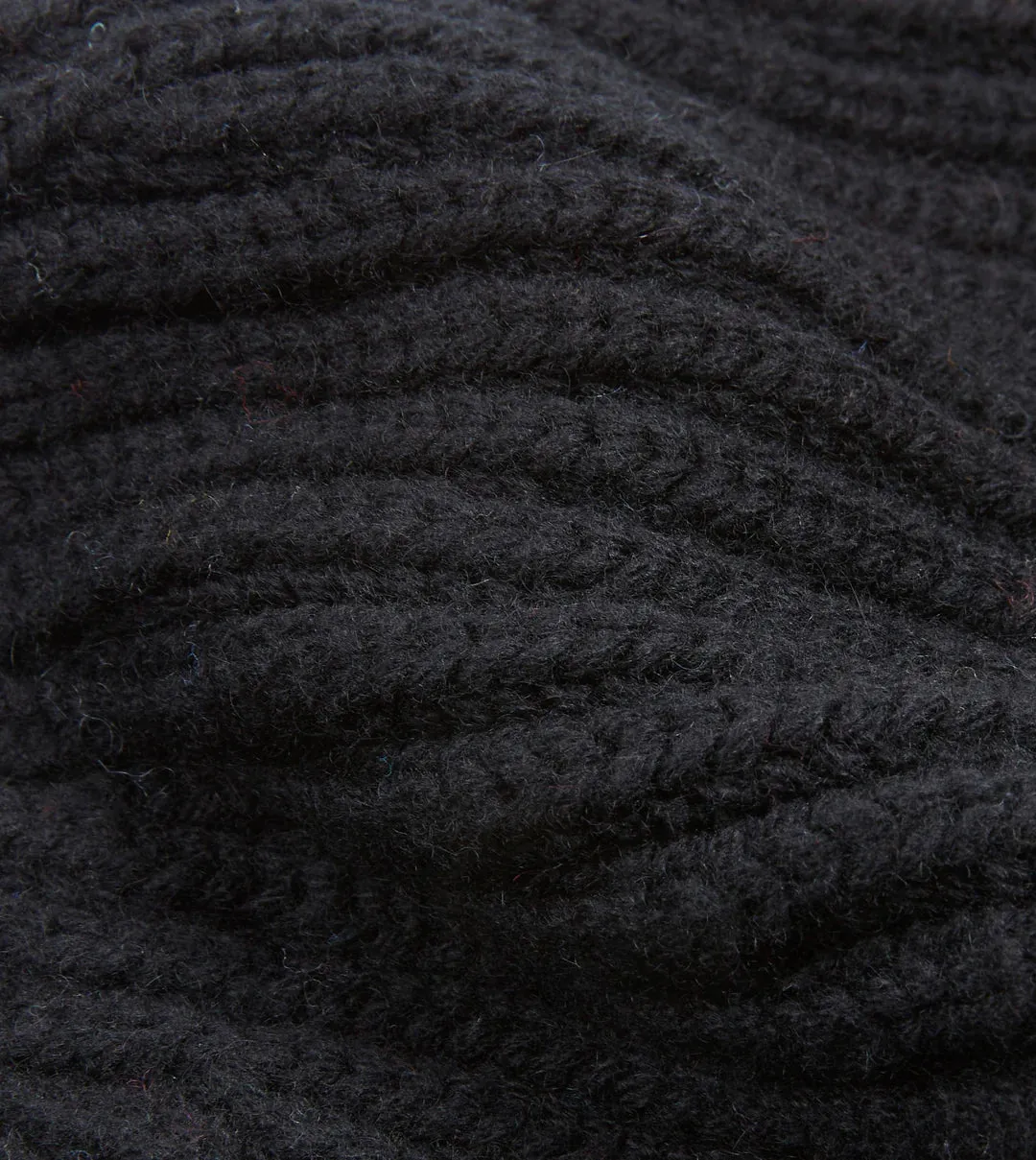 Drake's Cashmere Ribbed Knit Beanie / Black