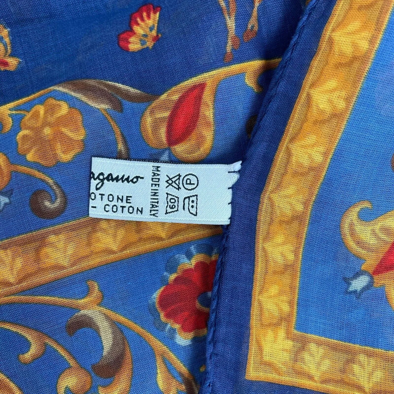 Ferragamo - Excellent - Paisley Oriental Floral Giraffe Deer Scarf - Blue - OS