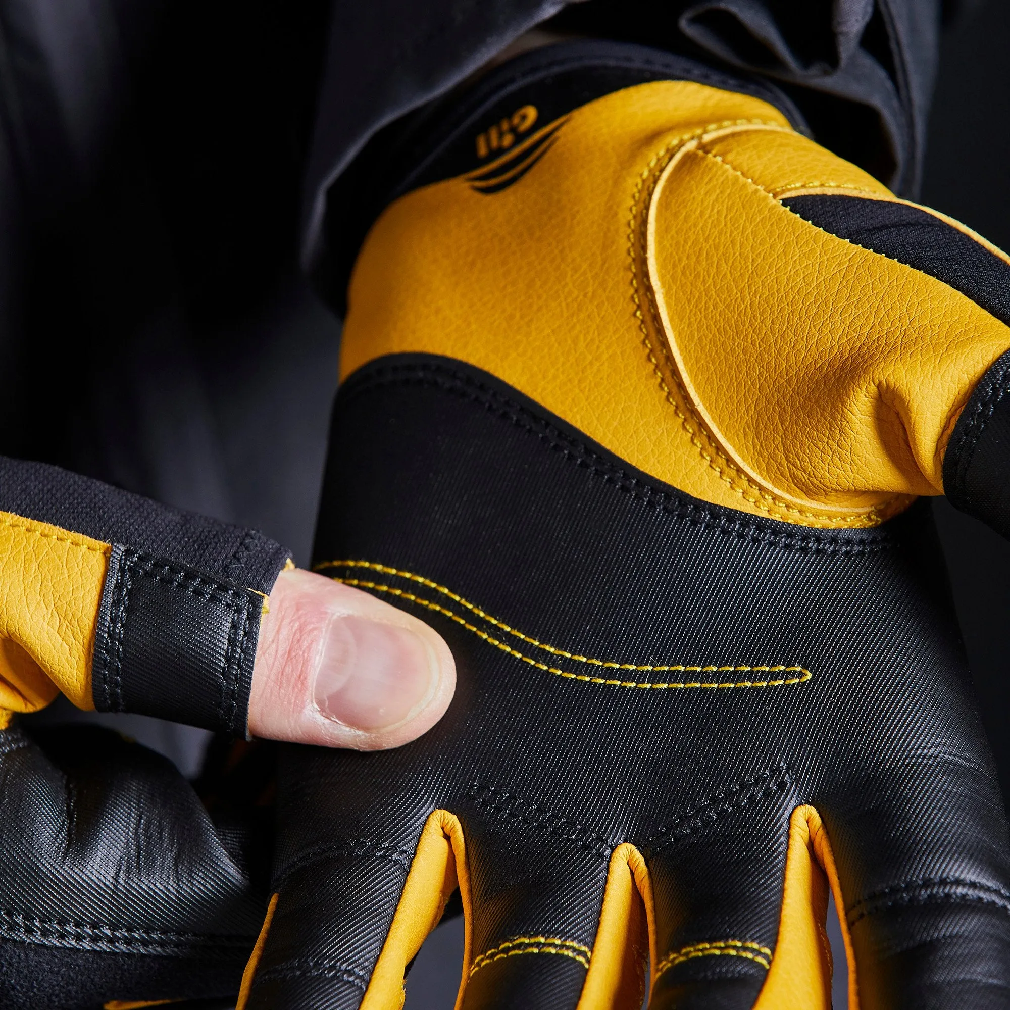 Gill Pro Gloves Long Finger Black