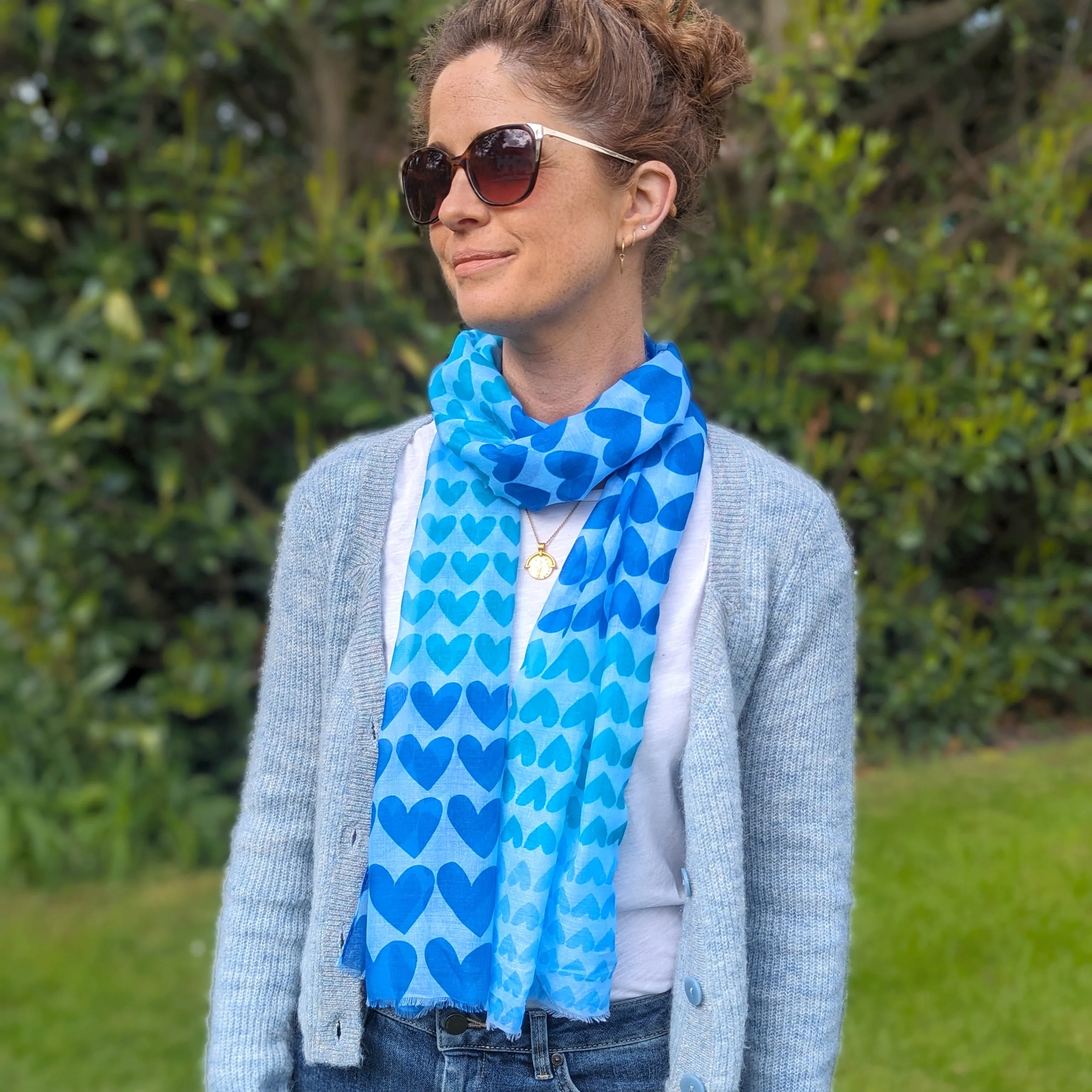 Gradient Heart Scarf - Ocean Blue (50x180cm)