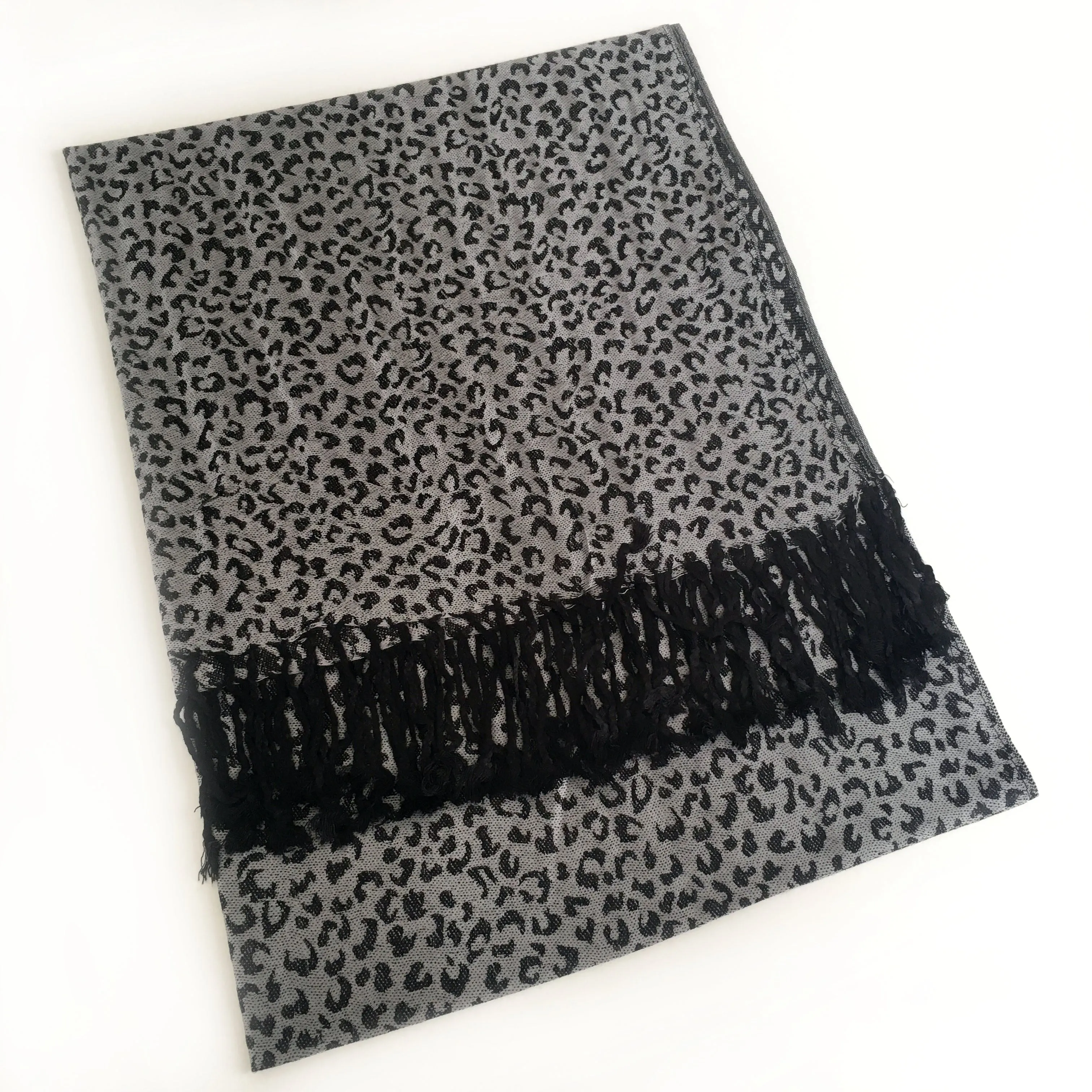 GREY SMALL LEOPARD PRINT REVERSIBLE PASHMINA SHAWL SCARF