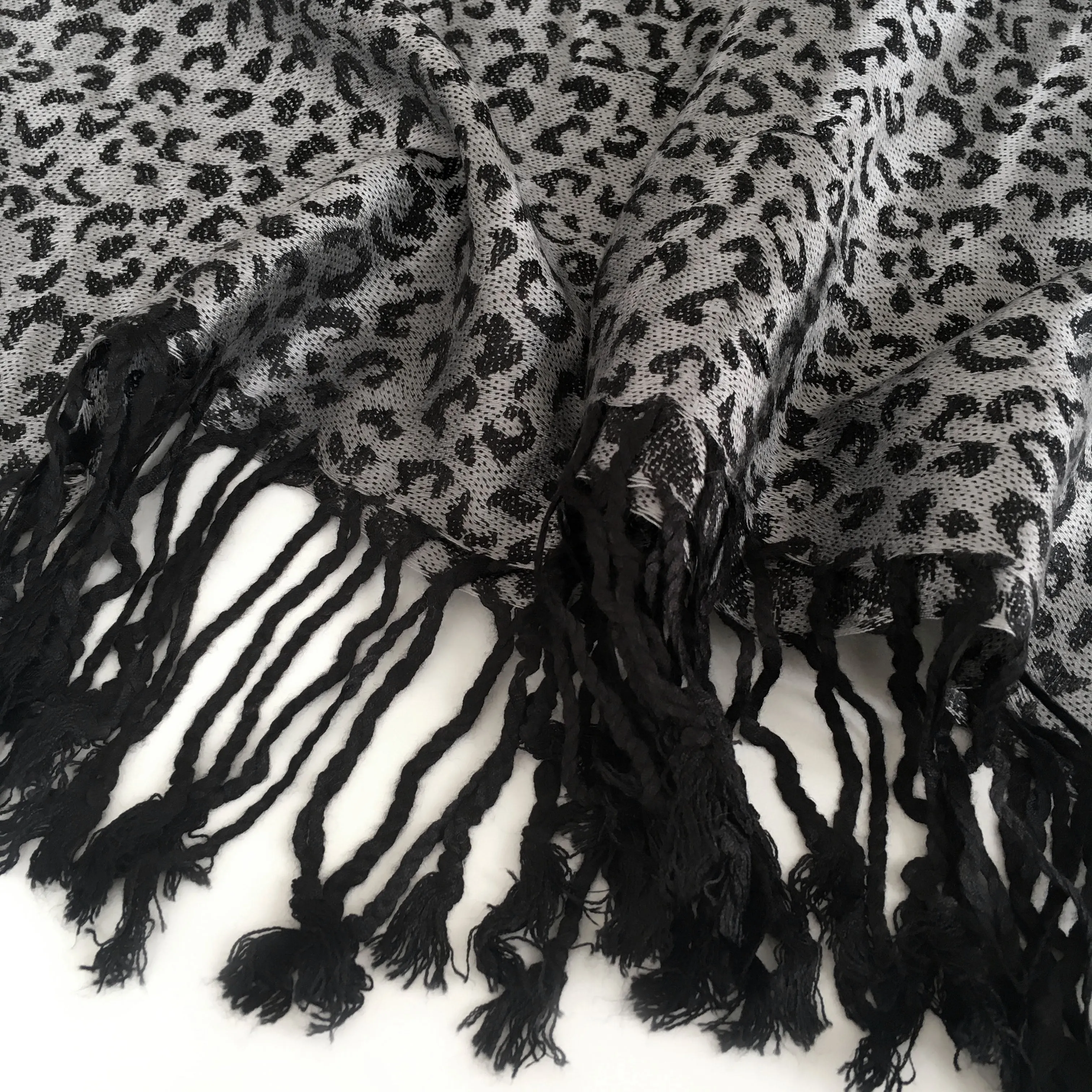 GREY SMALL LEOPARD PRINT REVERSIBLE PASHMINA SHAWL SCARF