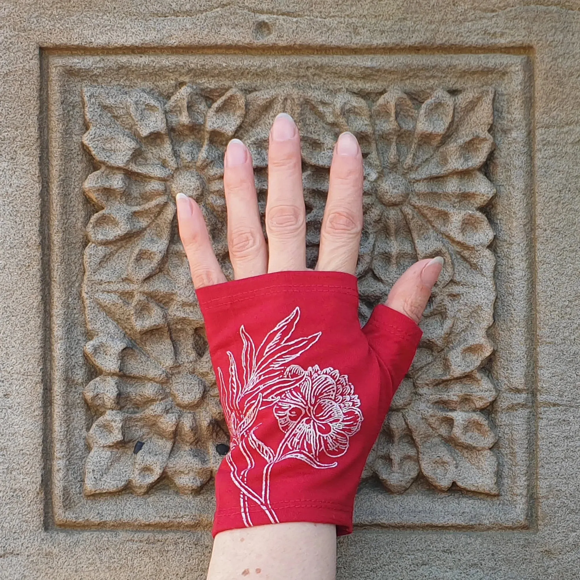 Kate Watts Hobo Merino Glove - Peony