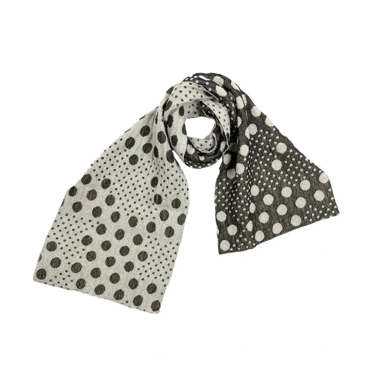 LEAVES DOT SCARF