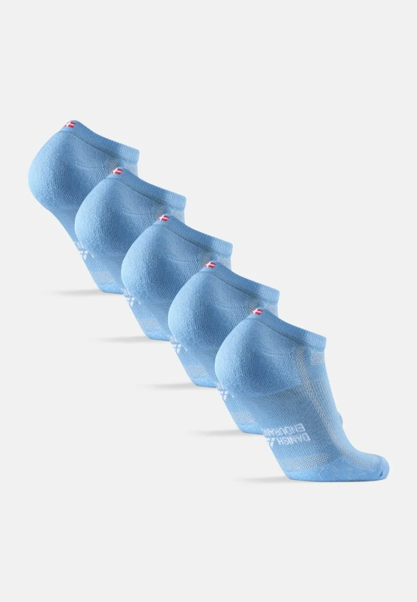 LOW-CUT RUNNING SOCKS FOR LONG DISTANCES