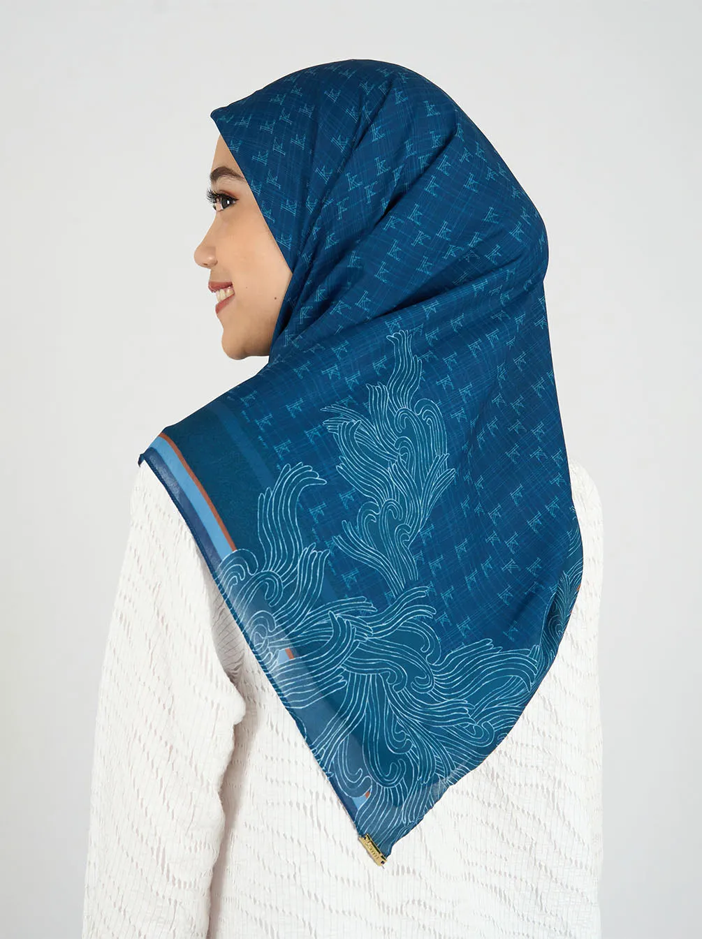 MONOGRAM SCARF SAPHIIRE BLUE