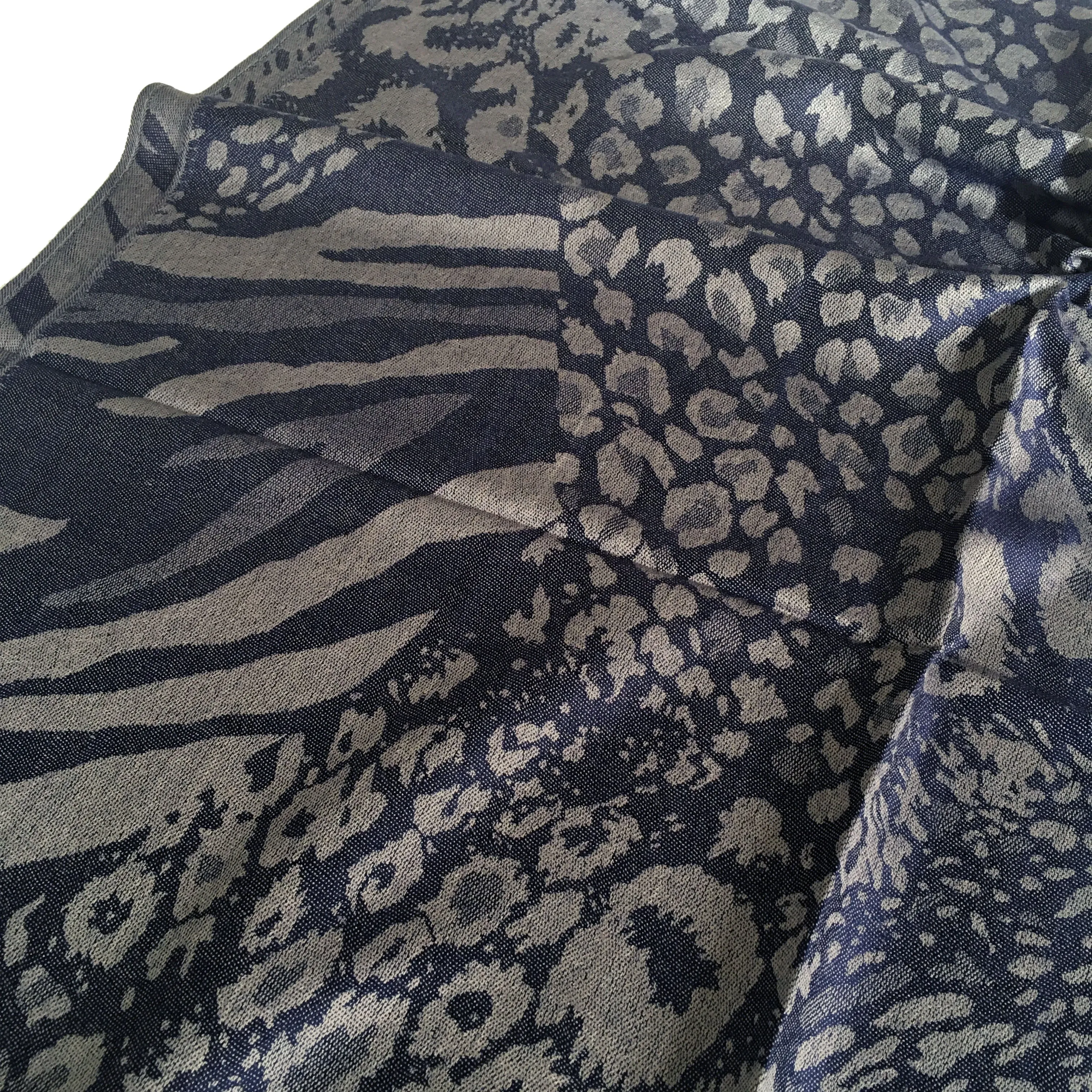 NAVY LARGE LEOPARD PRINT REVERSIBLE PASHMINA SHAWL SCARF