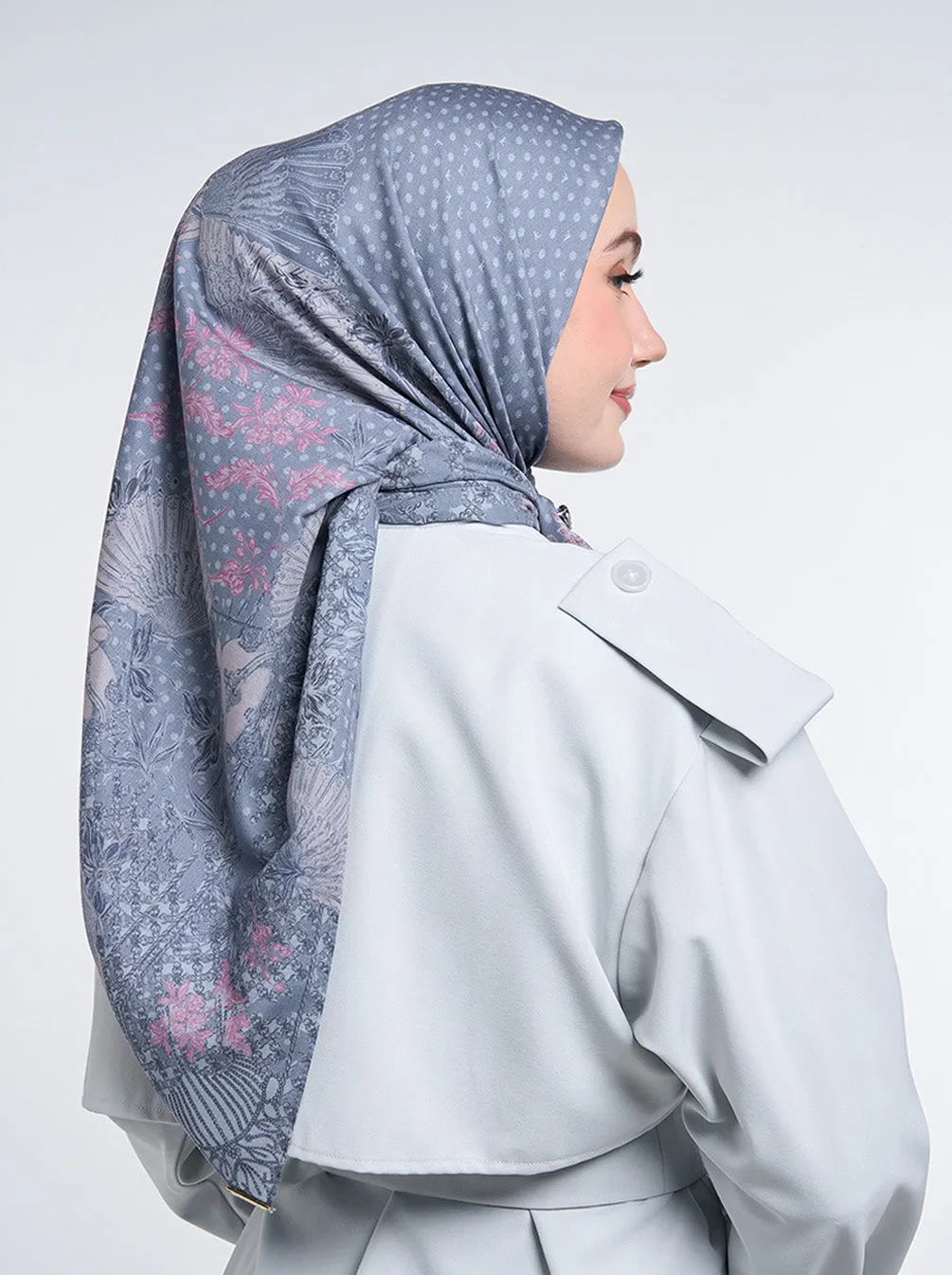 NUANSA SIGNATURE SCARF DEEP SEA