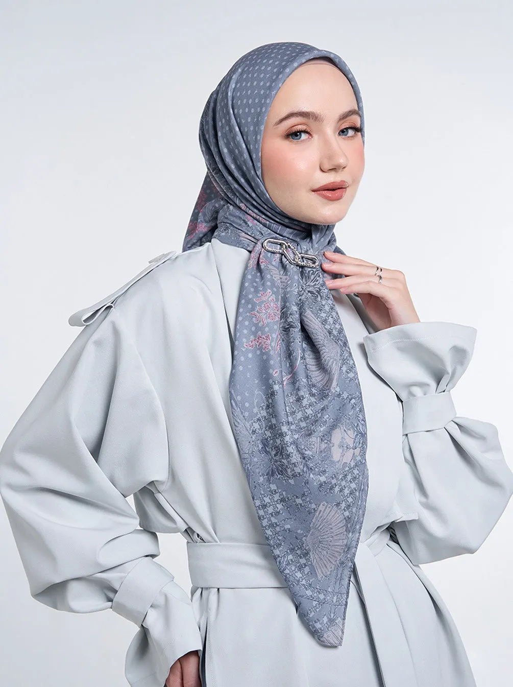 NUANSA SIGNATURE SCARF DEEP SEA