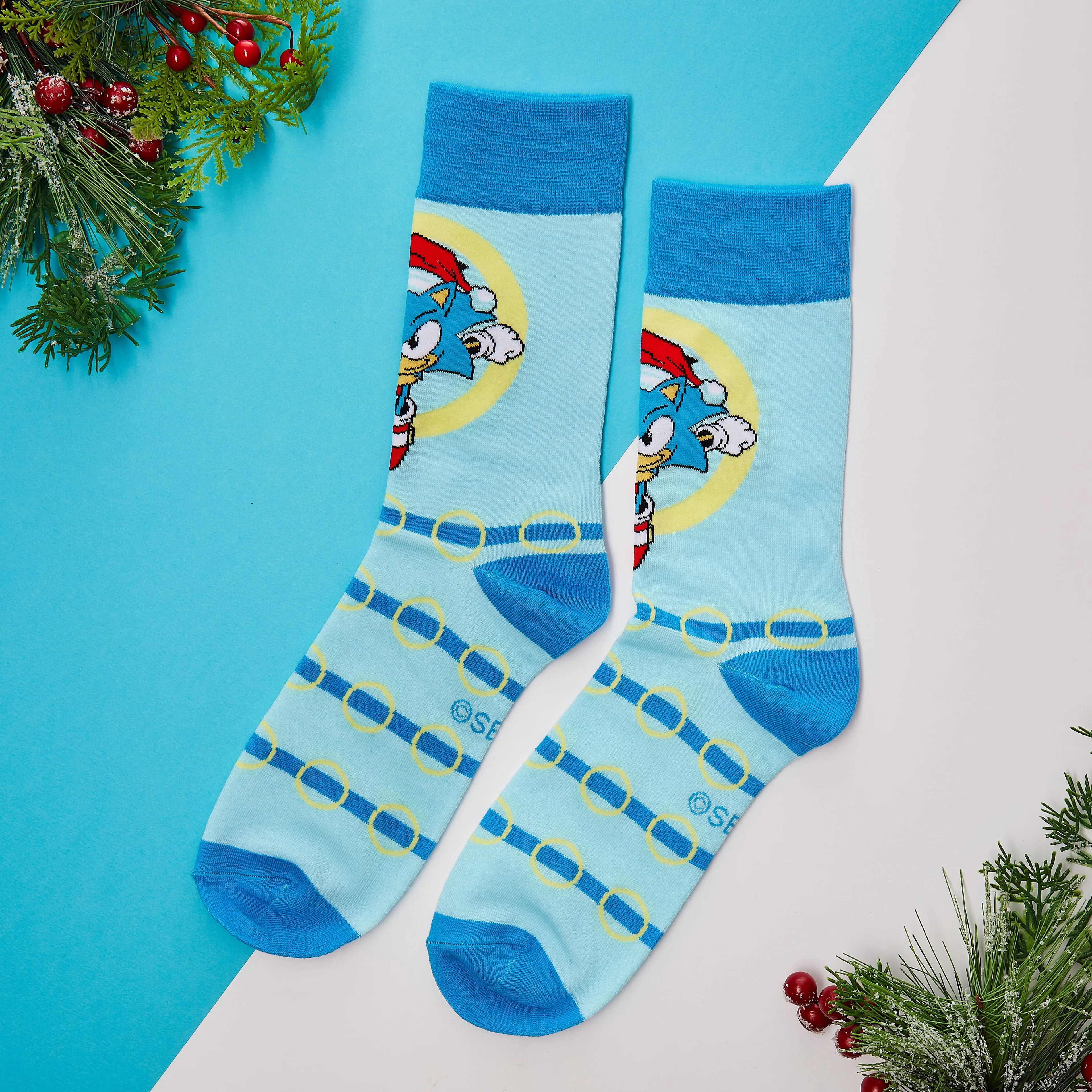 Official Sonic the Hedgehog Classic Winter Socks