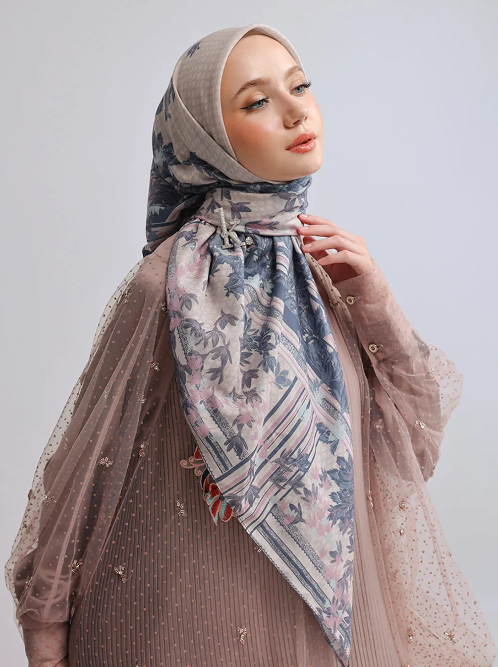 ORVA RAYA SIGNATURE SCARF FRENCH