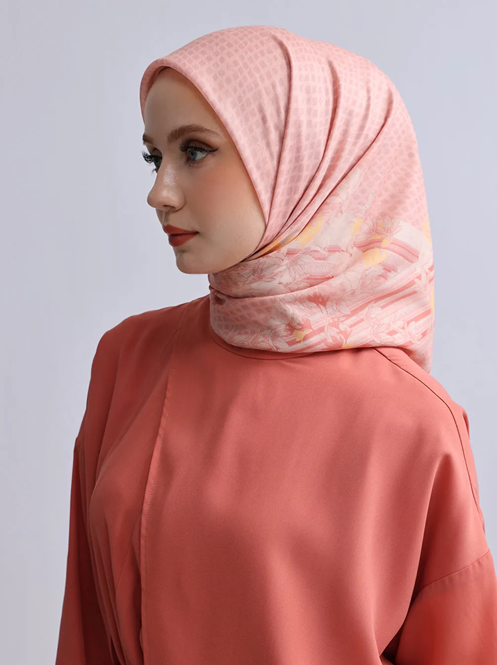 ORVA RAYA SIGNATURE SCARF SALMON